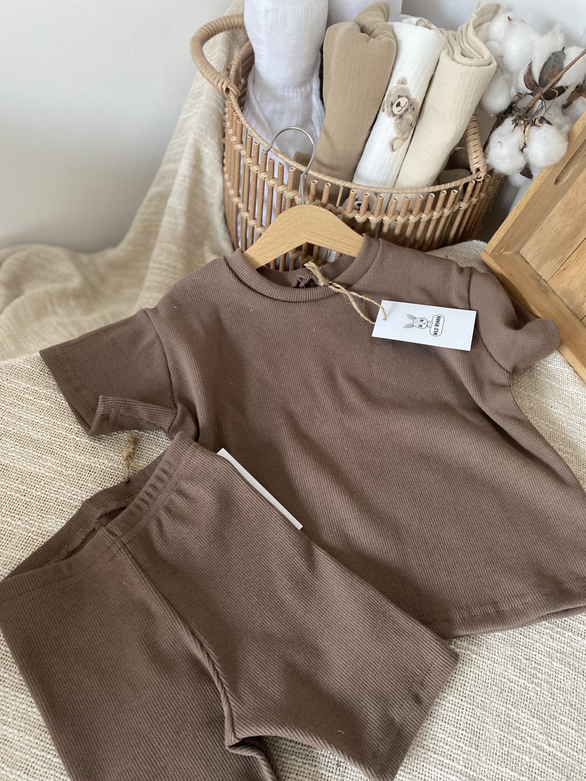 T-shirt oversize + kolarki czekolada prążek - obrazek 4